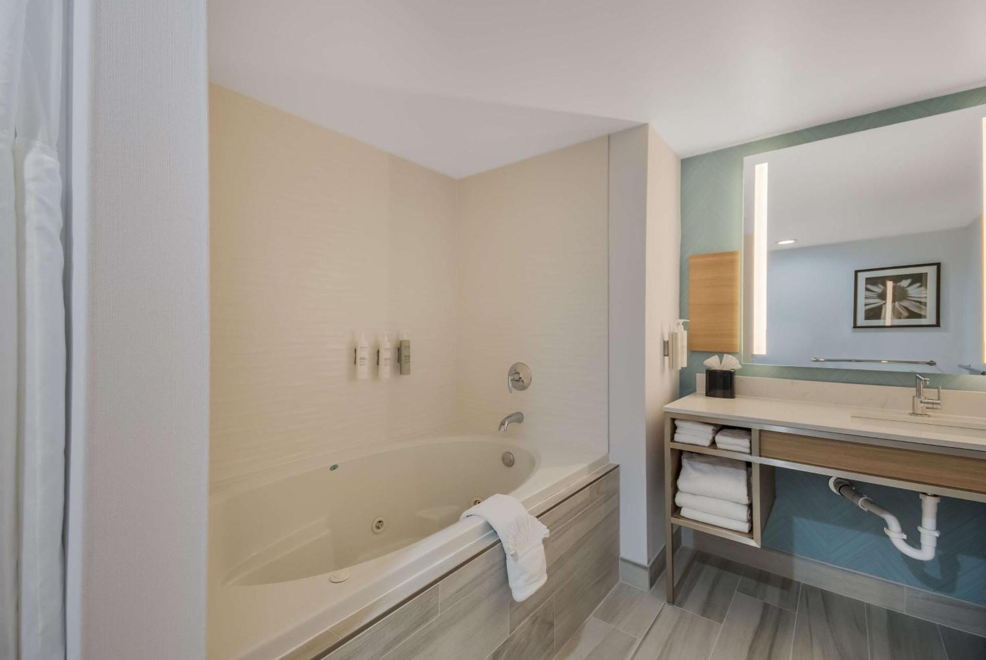 Hilton Garden Inn Oklahoma City Midtown Kültér fotó